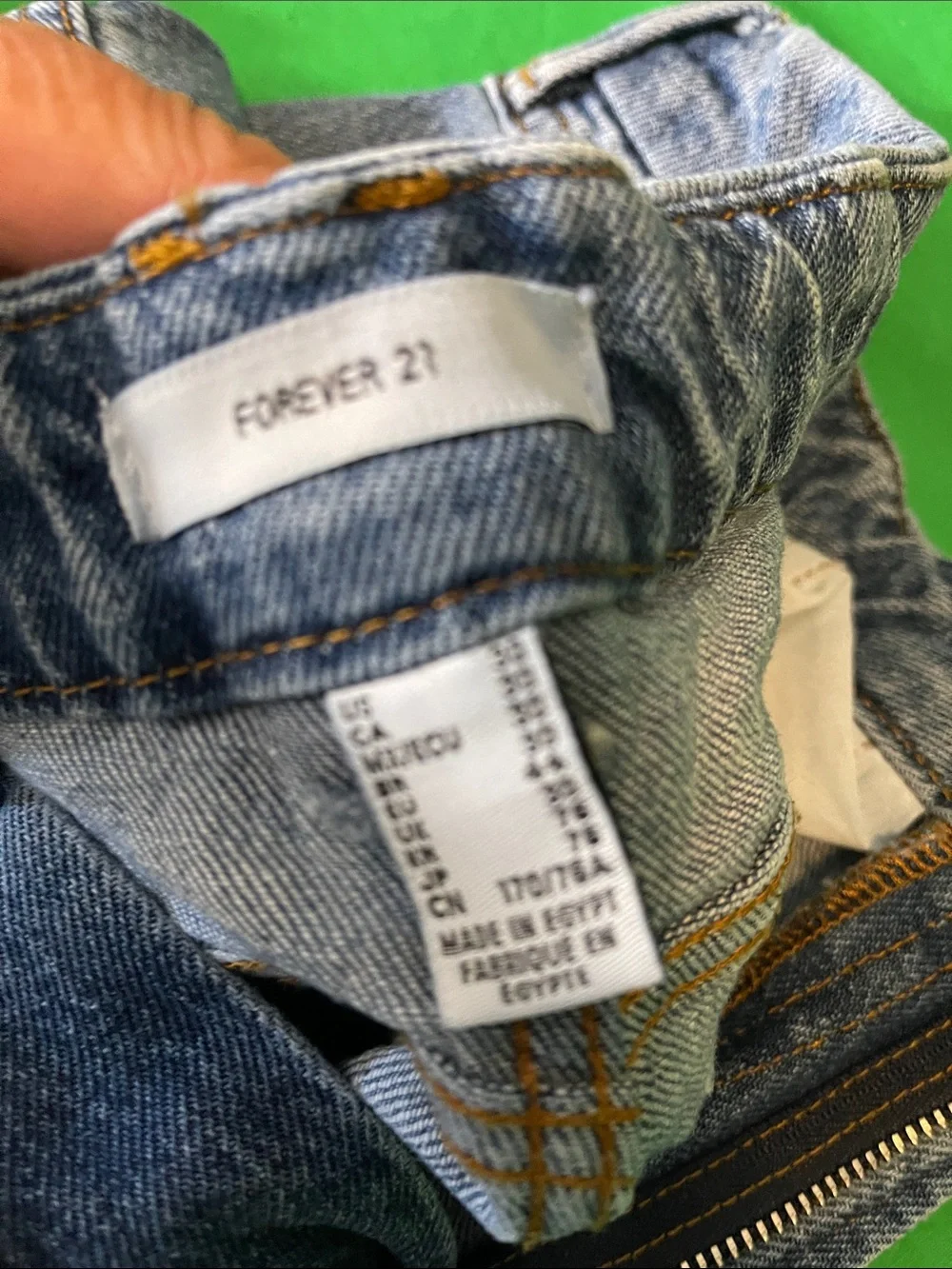 Forever 21 Men's Light Blue Relaxed Fit Jeans